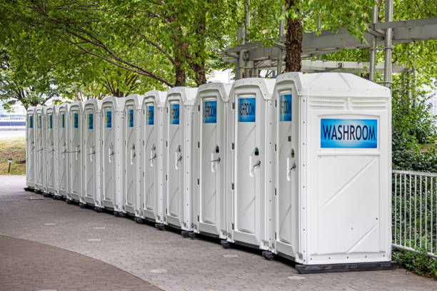 Portable Restroom Setup and Delivery in Avocado Heights, CA